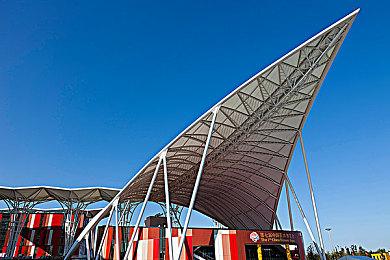 《生化危机4》重制版和原版画面对比